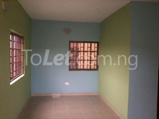 3 bedroom Flat / Apartment for rent Ebutemetta, Yaba Yaba Lagos - 0