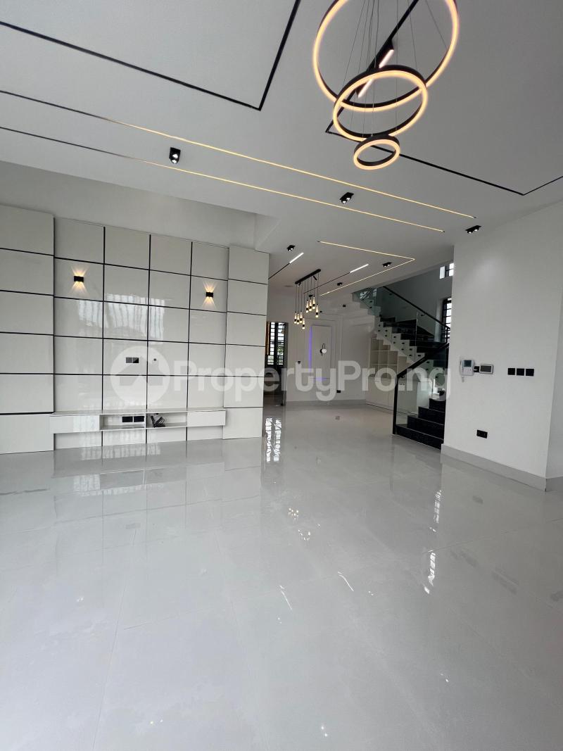 5 bedroom House for sale Ajah Lagos