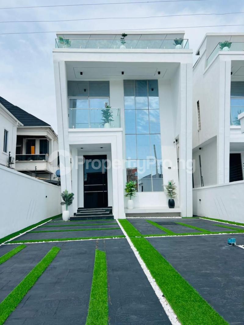 5 bedroom House for sale Ologolo Lekki Lagos