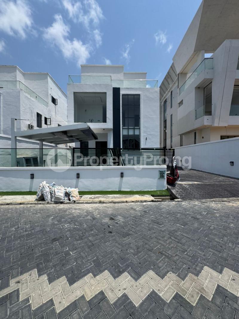 5 bedroom House for sale Osapa london Lekki Lagos