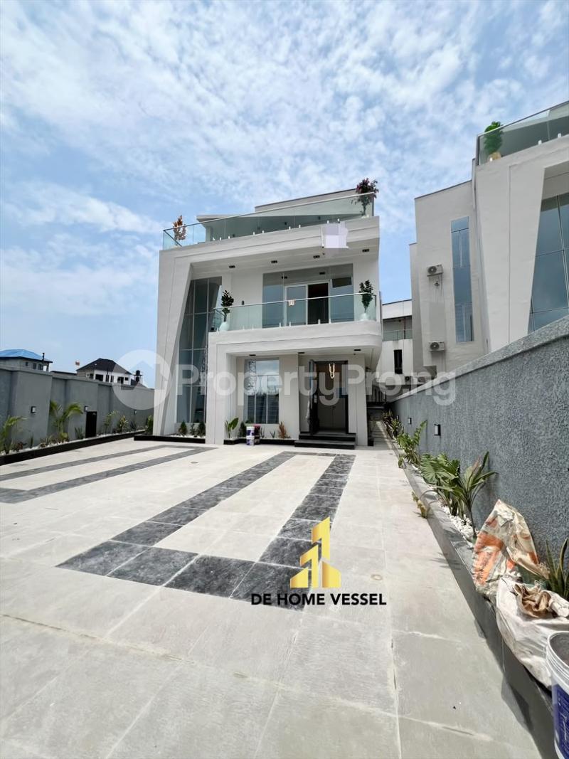 5 bedroom House for sale Chevron Lekki Lagos