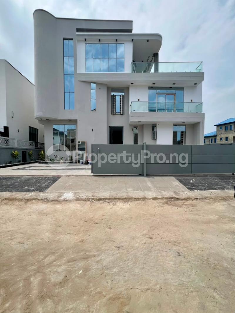 5 bedroom House for sale Chevron Lekki Lagos