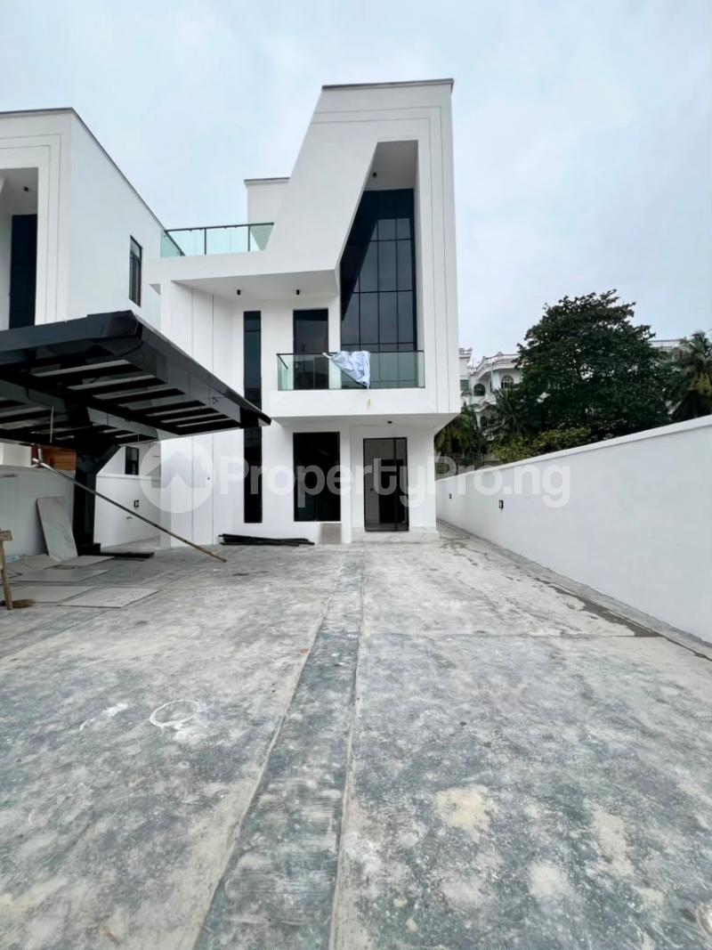 5 bedroom House for sale Chevron Lekki Lagos