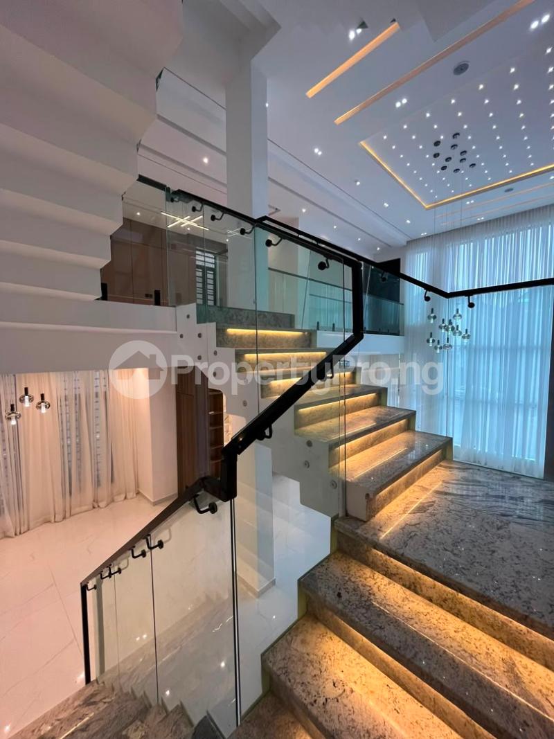 5 bedroom House for sale Ikota Lekki Lagos