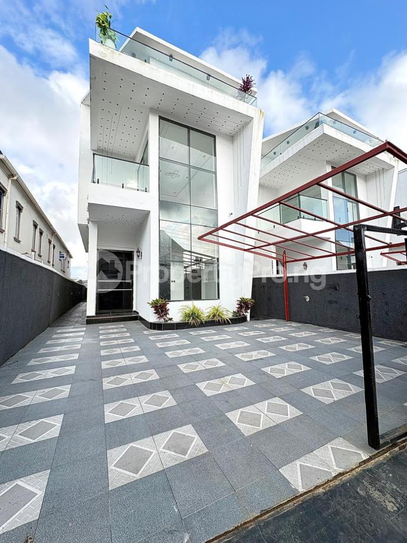 5 bedroom House for sale Sangotedo Ajah Lagos