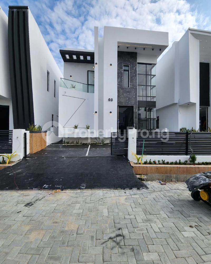 5 bedroom House for sale chevron Lekki Lagos