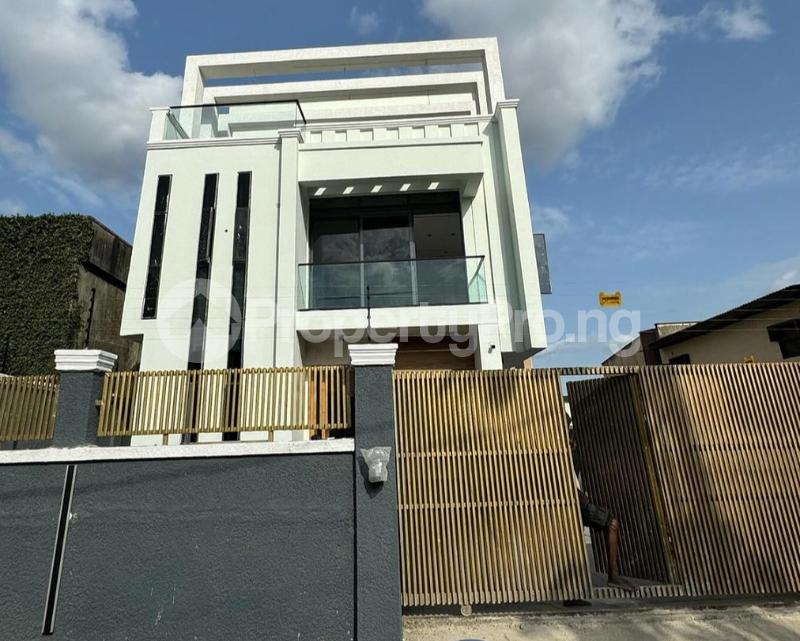 5 bedroom House for sale Omole phase 1 Ojodu Lagos