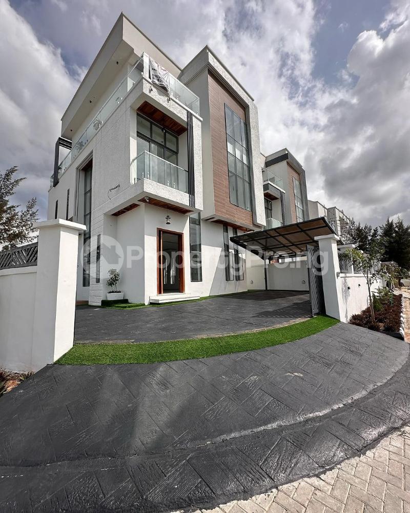 5 bedroom House for sale Osapa london Lekki Lagos