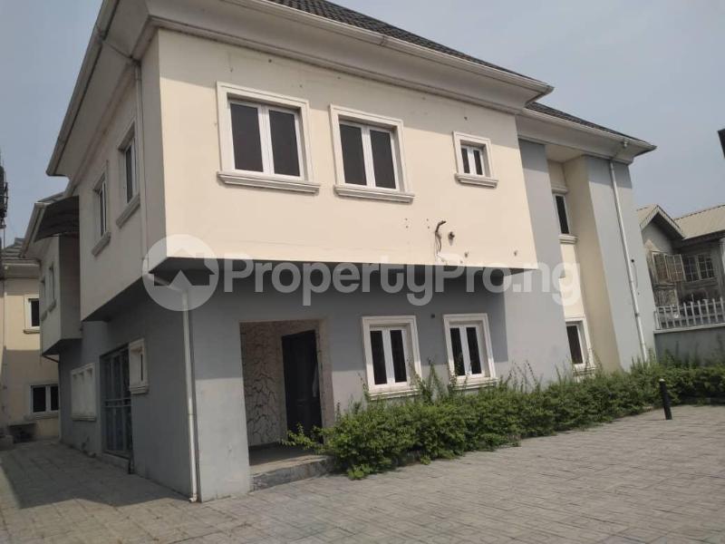 5 bedroom House for sale Sallek Hotel Str. Opp. Lbs,alasia, Lekki Phase 2 Lekki Lagos