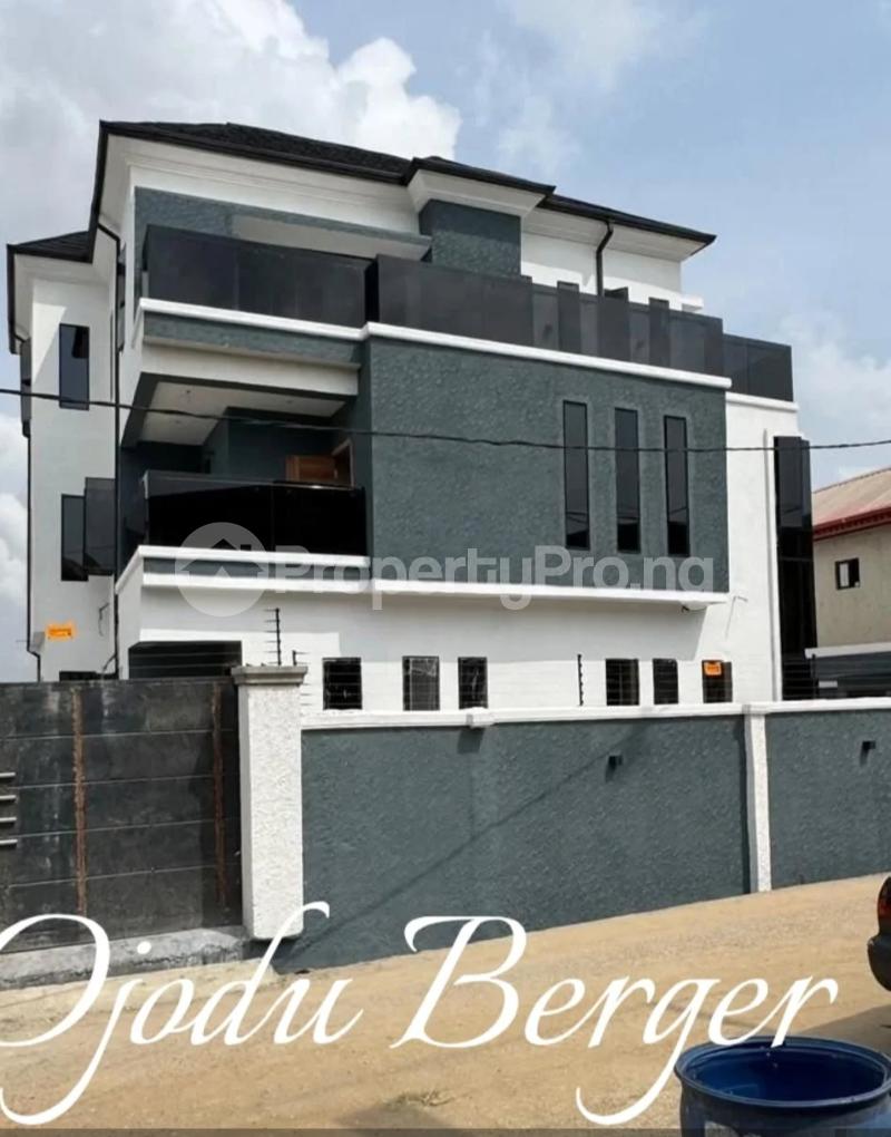 5 bedroom House for sale Berger Ojodu Lagos