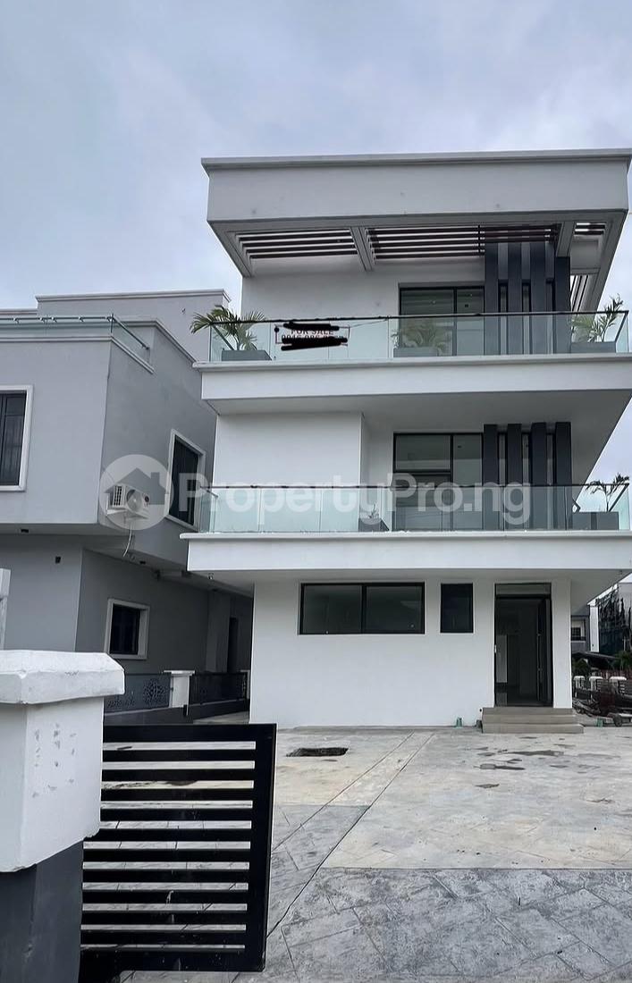 5 bedroom House for sale Osapa london Lekki Lagos