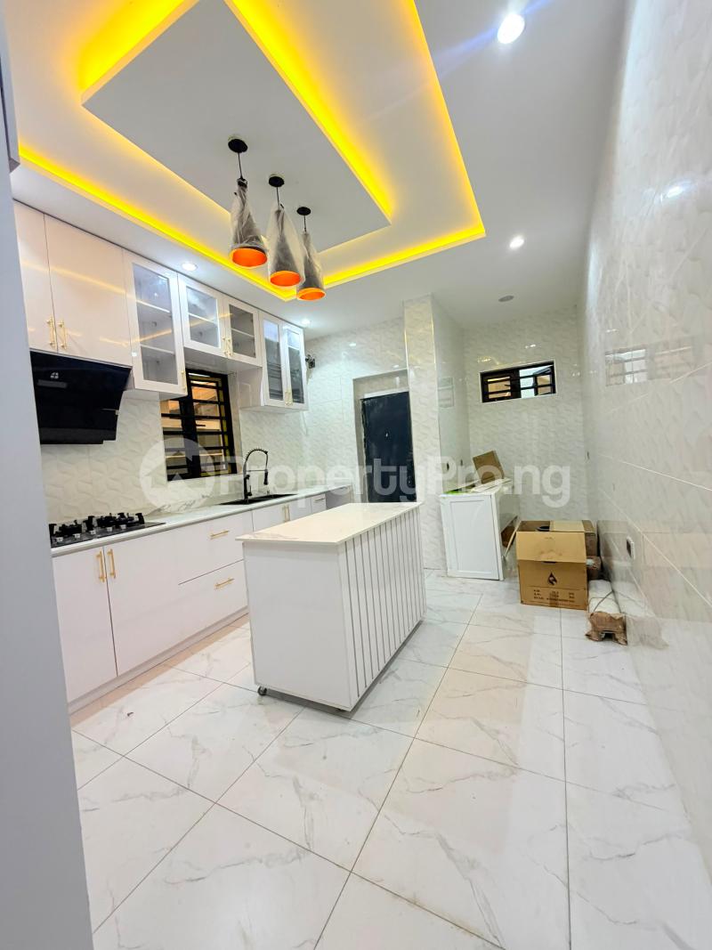5 bedroom House for sale Magodo GRA Phase 1 Ojodu Lagos