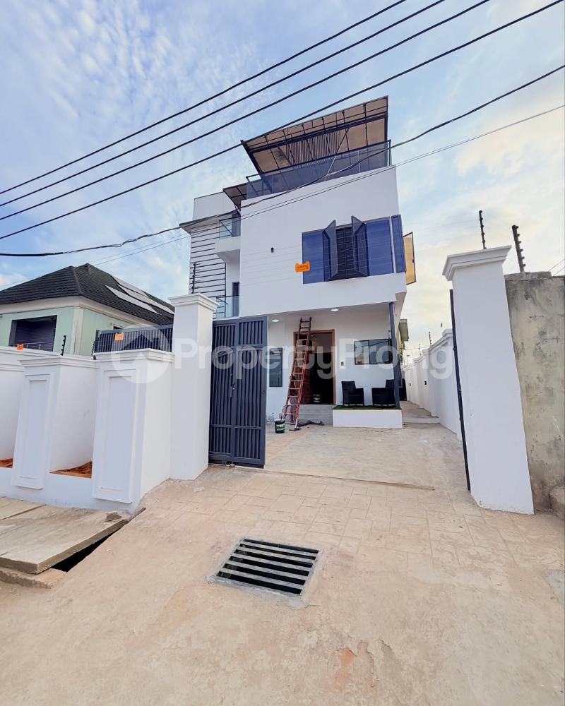 5 bedroom House for sale Ogba Lagos