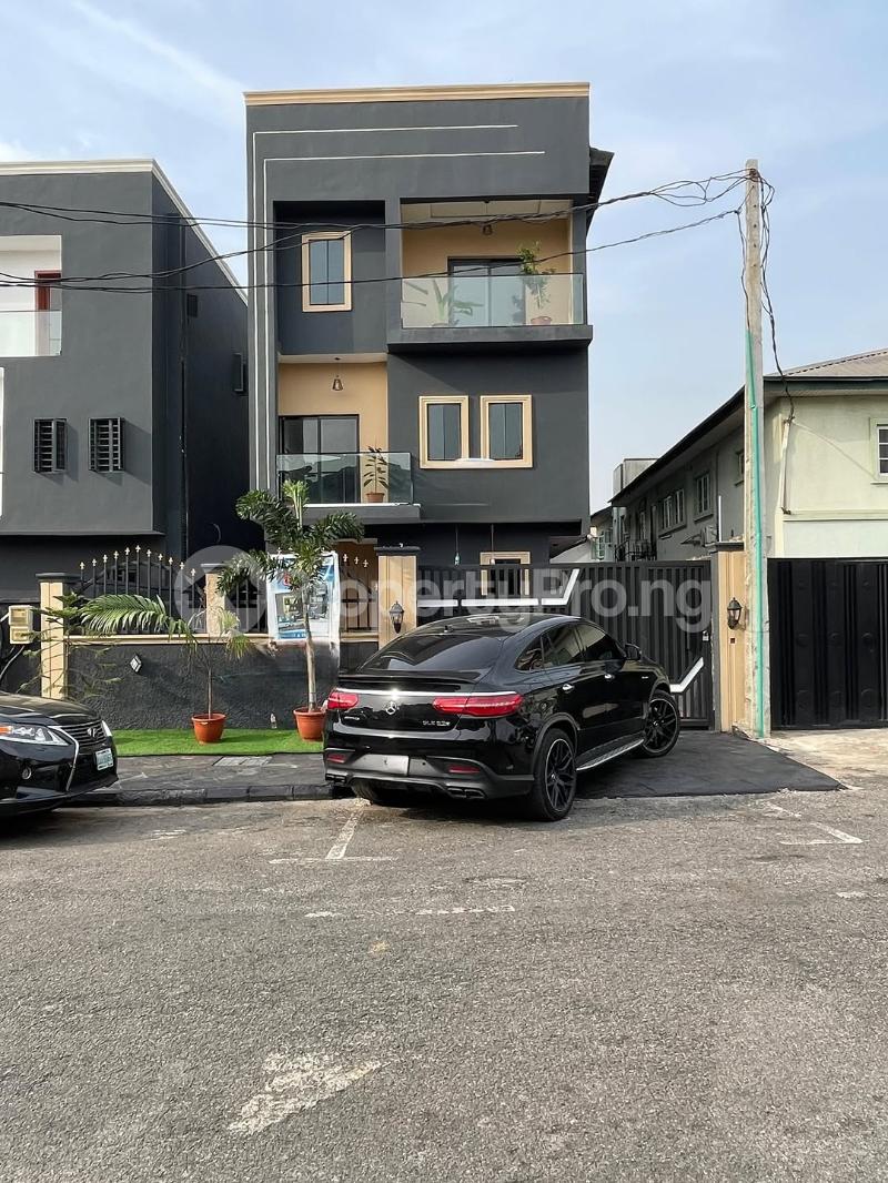 5 bedroom House for sale Magodo GRA Phase 2 Kosofe/Ikosi Lagos