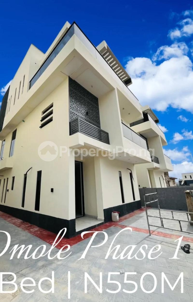 5 bedroom House for sale Omole phase 1 Ojodu Lagos