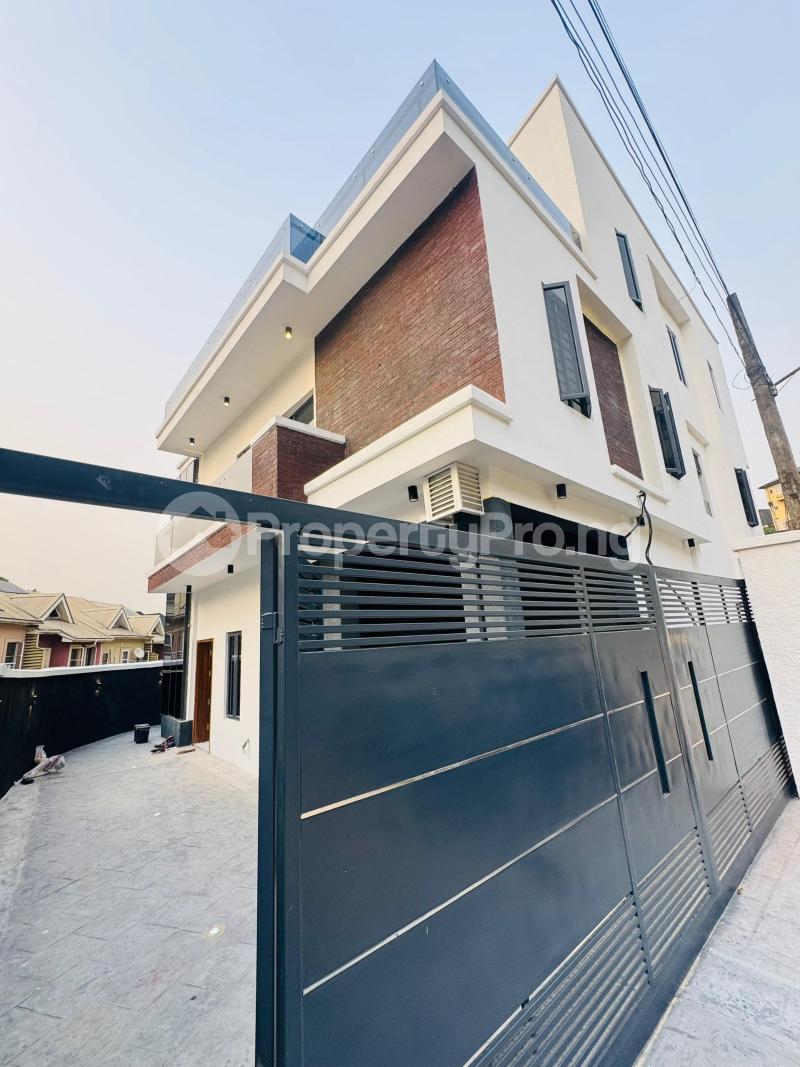 5 bedroom House for sale Berger Ojodu Lagos