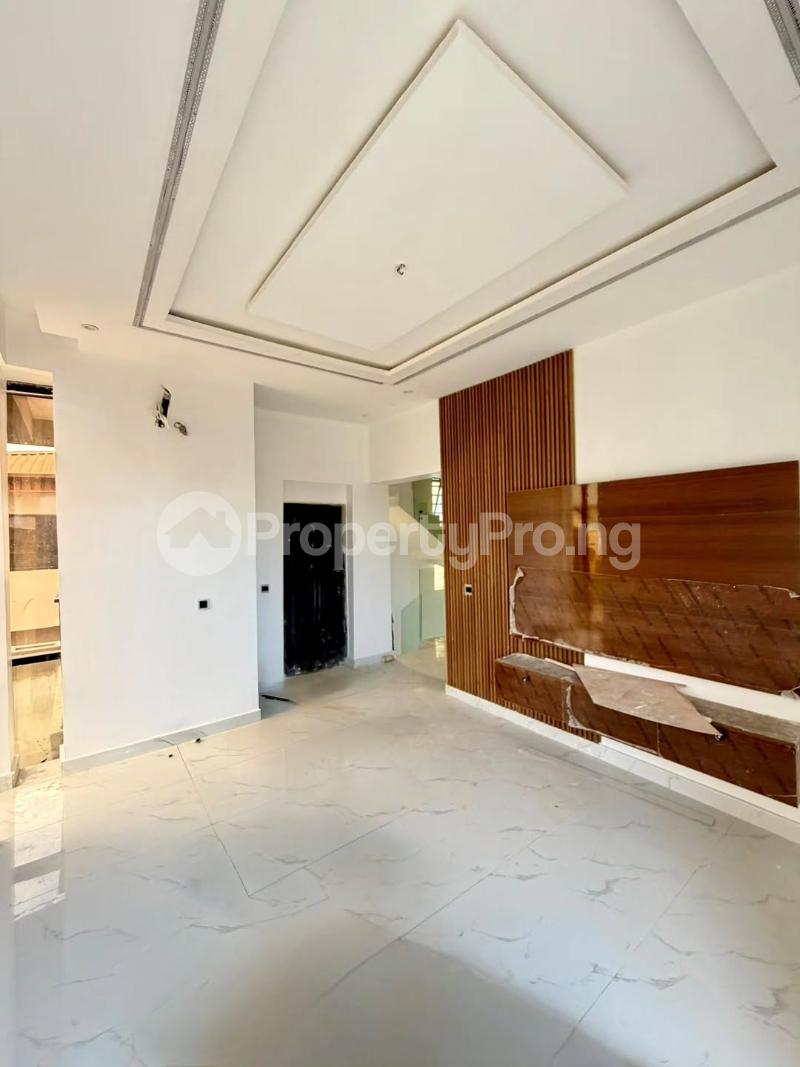 5 bedroom House for sale Magodo GRA Phase 1 Ojodu Lagos