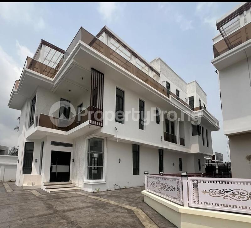 5 bedroom House for sale Osapa london Lekki Lagos