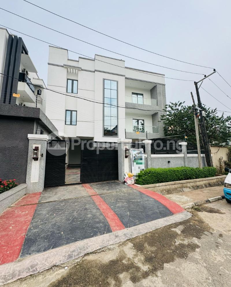 5 bedroom House for sale Omole phase 1 Ojodu Lagos