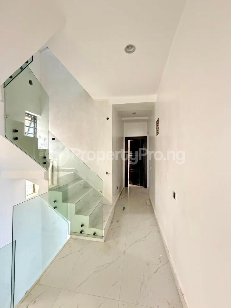 5 bedroom House for sale Magodo GRA Phase 1 Ojodu Lagos