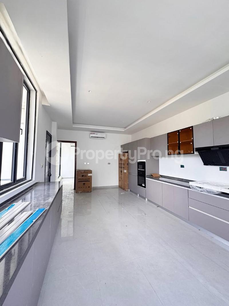 5 bedroom House for sale Banana Island Ikoyi Lagos