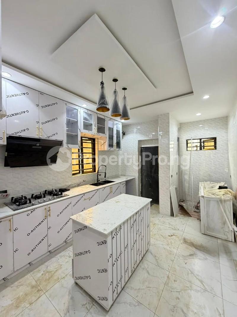 5 bedroom House for sale Magodo GRA Phase 1 Ojodu Lagos
