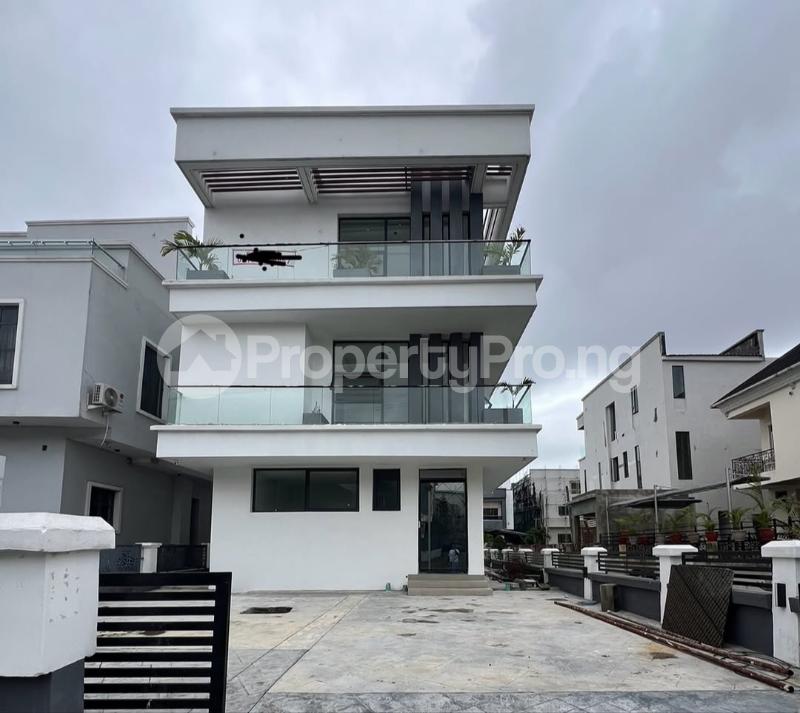 5 bedroom House for sale Osapa london Lekki Lagos