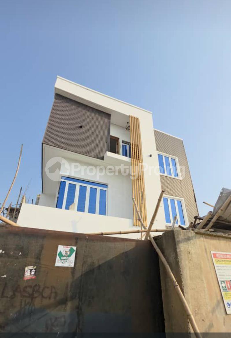 5 bedroom House for sale Millenuim/UPS Gbagada Lagos