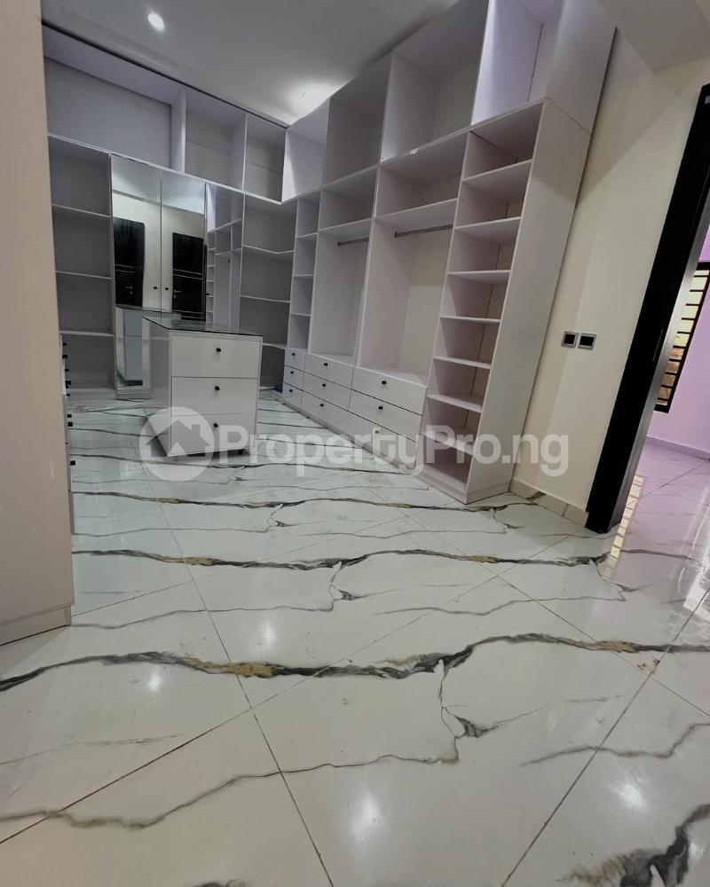 5 bedroom House for sale Magodo GRA Phase 1 Ojodu Lagos