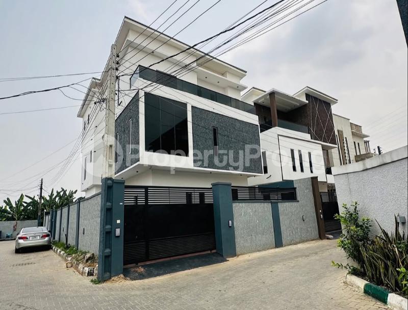5 bedroom House for sale Magodo GRA Phase 2 Kosofe/Ikosi Lagos