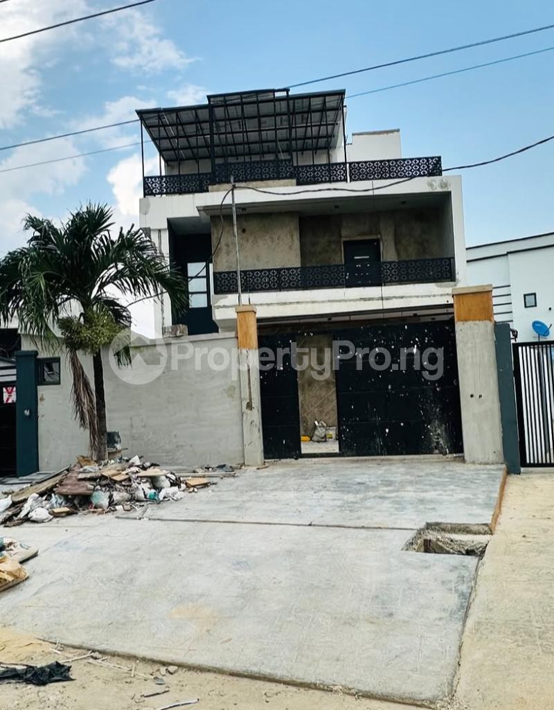 5 bedroom House for sale Omole phase 1 Ojodu Lagos