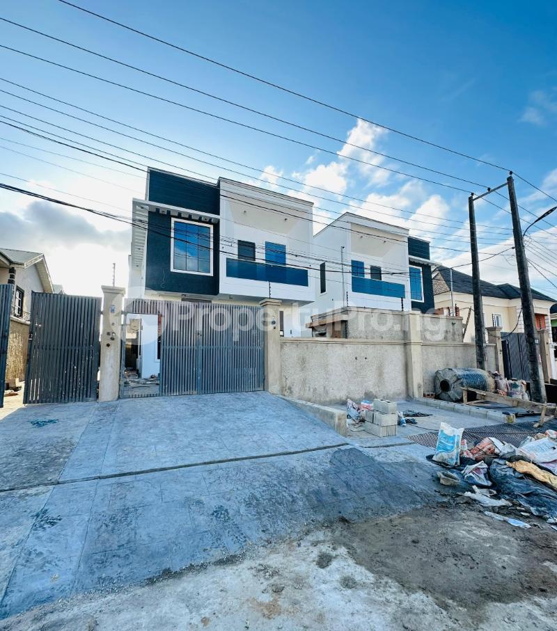 5 bedroom House for sale Omole phase 2 Ojodu Lagos