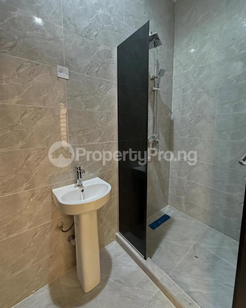 5 bedroom House for sale Magodo GRA Phase 1 Ojodu Lagos