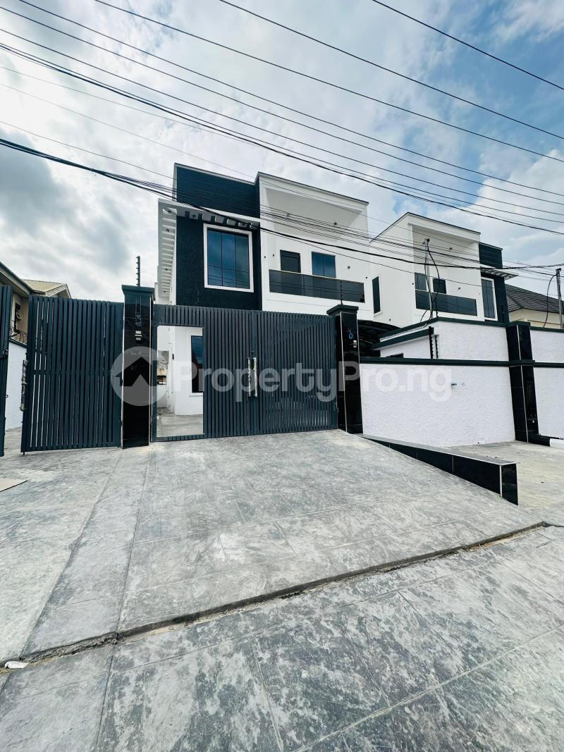 5 bedroom House for sale Omole phase 1 Ojodu Lagos