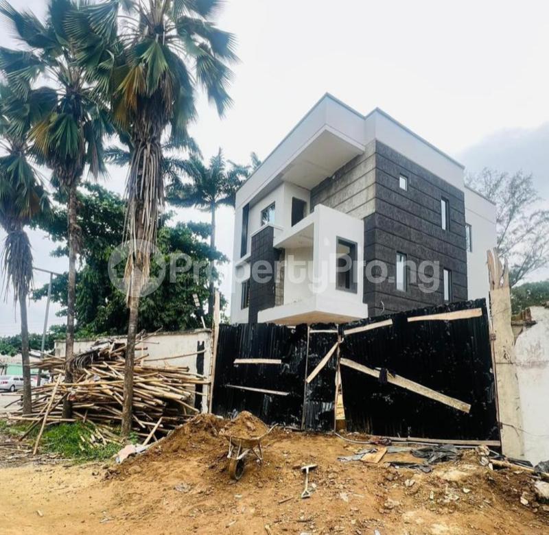 5 bedroom House for sale Omole phase 1 Ojodu Lagos