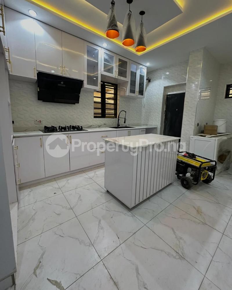 5 bedroom House for sale Magodo GRA Phase 1 Ojodu Lagos
