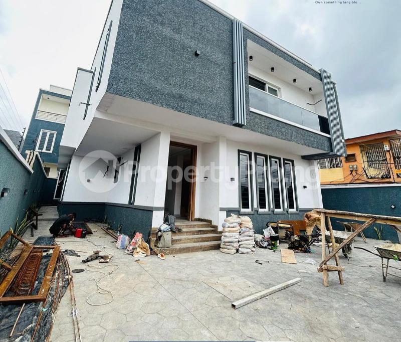5 bedroom House for sale Okupe Estate, Maryland Lagos