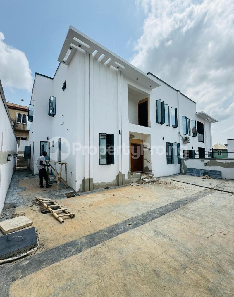5 bedroom House for sale Omole phase 1 Ojodu Lagos