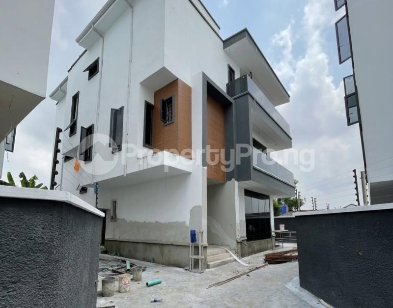 5 bedroom House for sale Okupe Est, Maryland Lagos
