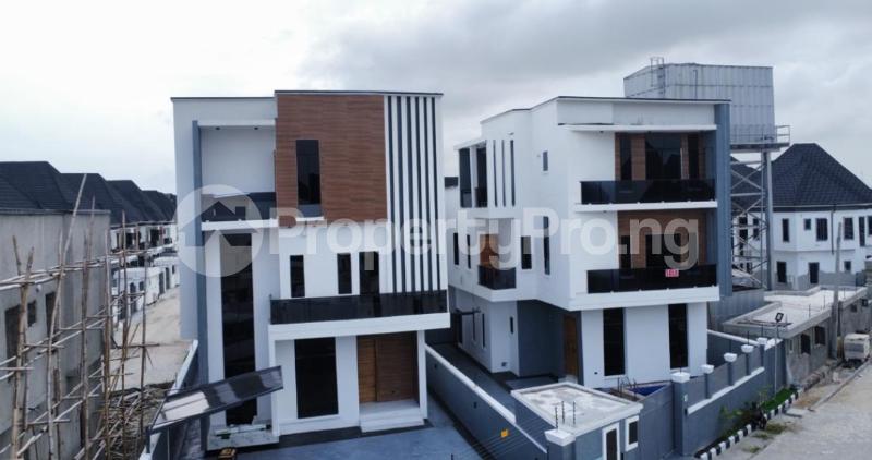 5 bedroom House for sale 2nd Toll Gate, Lekki Lagos