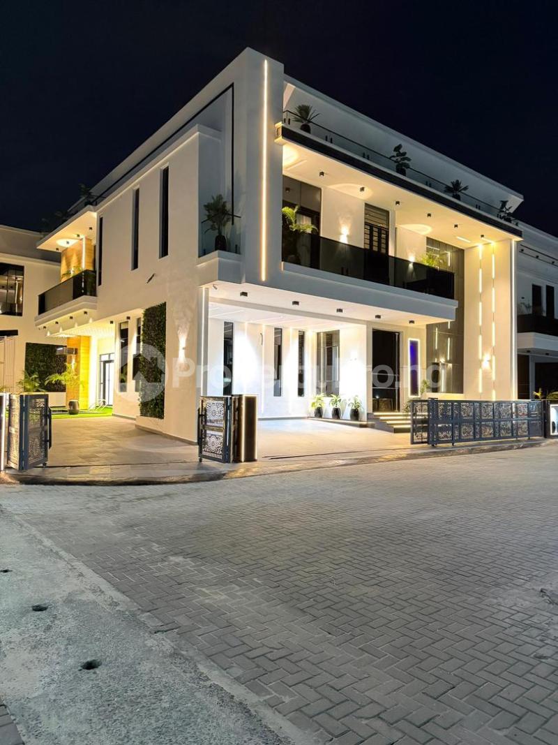 5 bedroom House for sale Estate Chevron Lekki Lagos