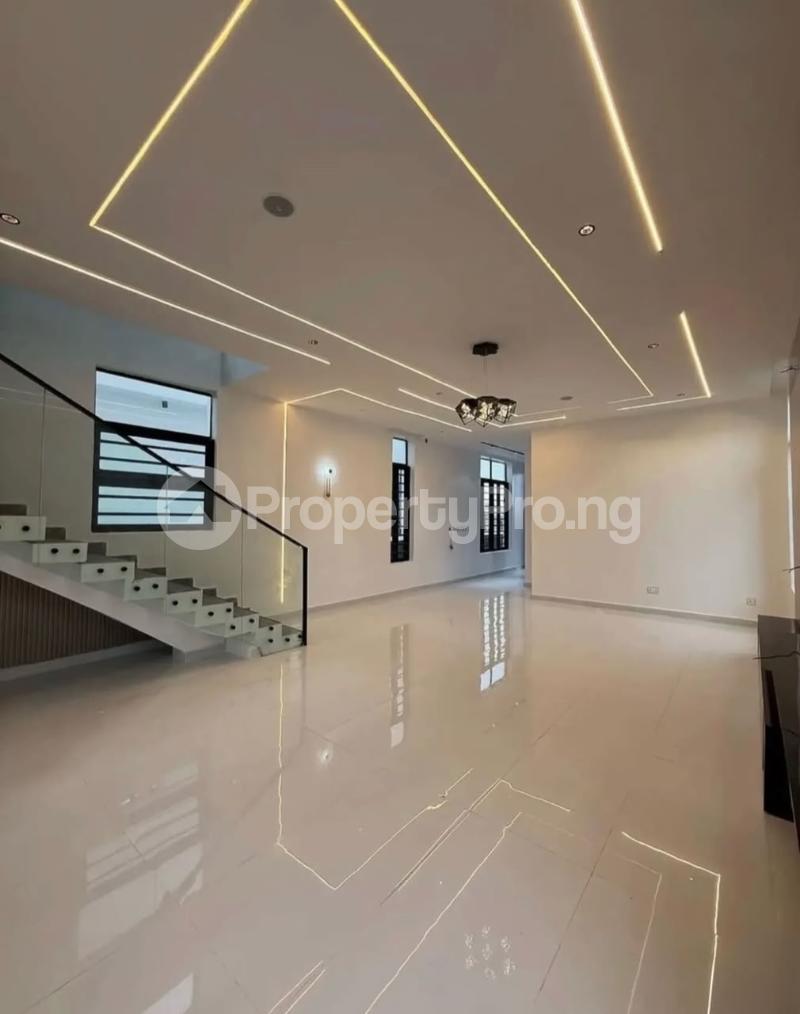5 bedroom House for sale Orchid Lekki Lagos