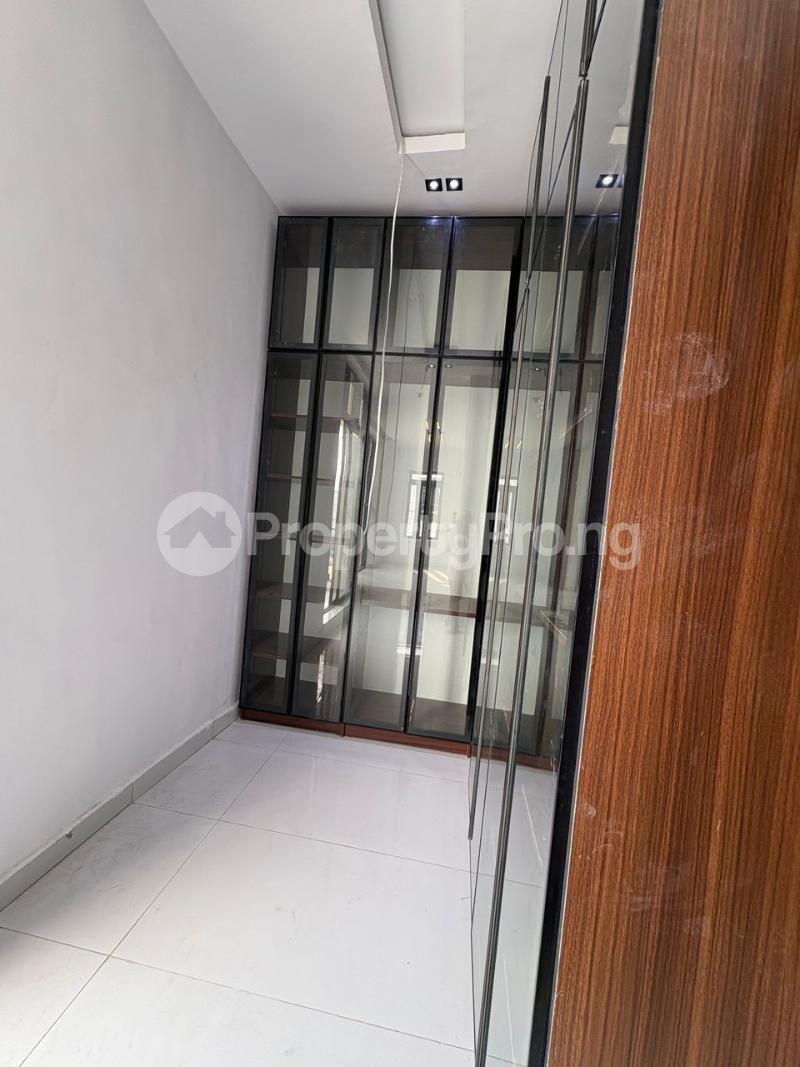 5 bedroom House for sale Ajah Lagos