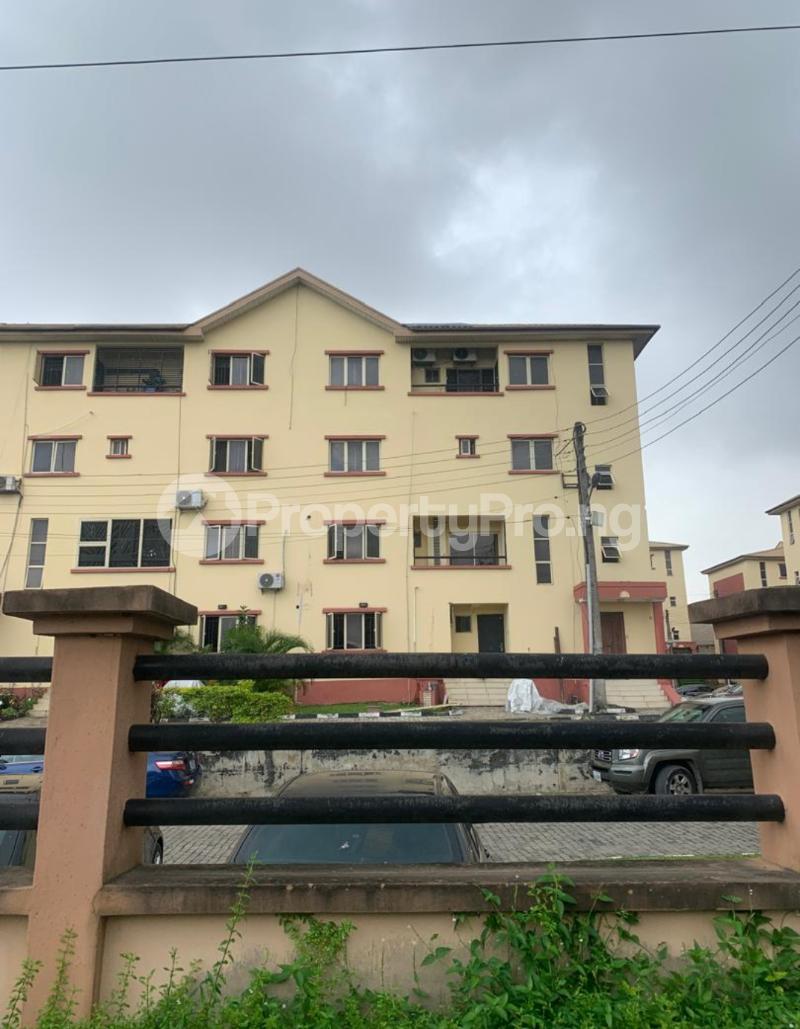5 bedroom House for sale Baba Omojola, Millenuim/UPS Gbagada Lagos
