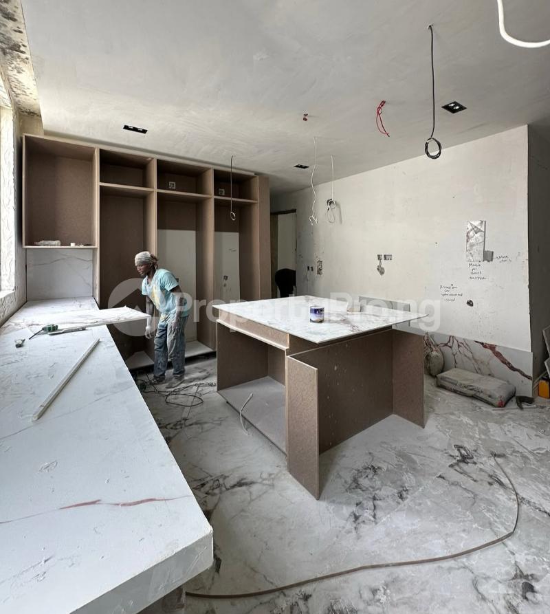 5 bedroom Flat / Apartment for sale Banana Island Road, Ikoyi Lagos