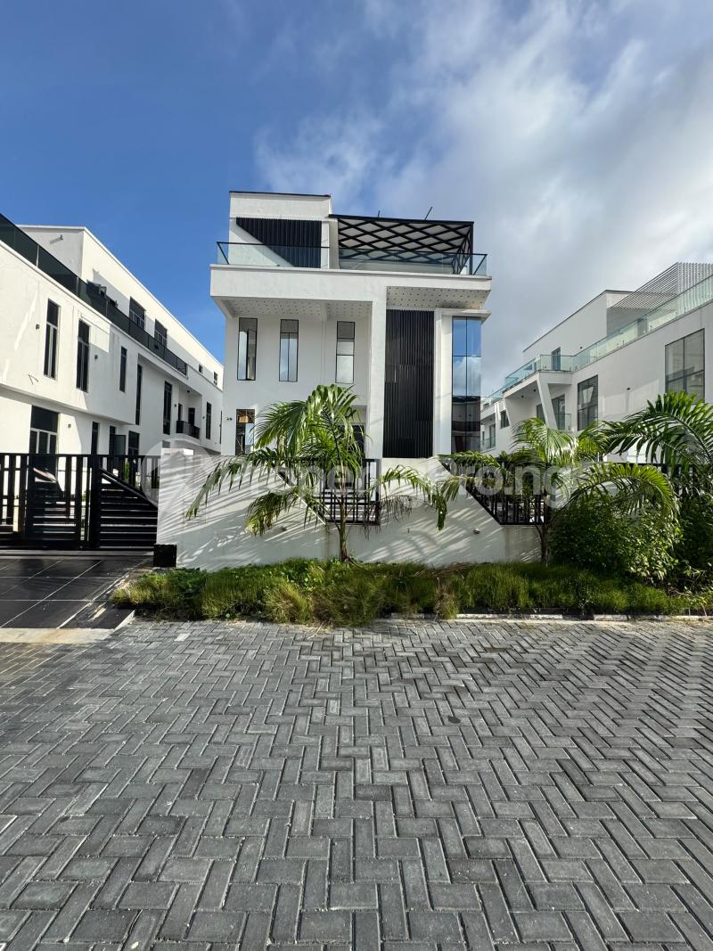 5 bedroom House for sale Osapa london Lekki Lagos