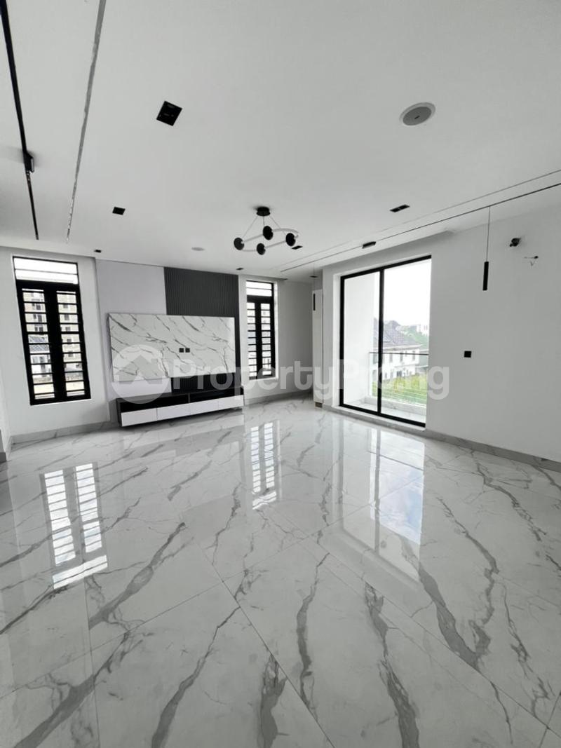 5 bedroom House for sale Lekki Lagos