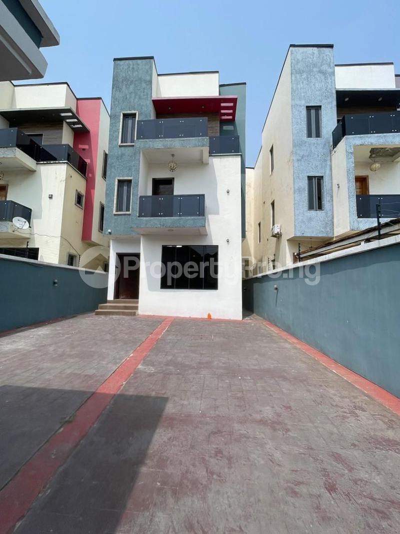 5 bedroom House for rent Ikota Lekki Lagos