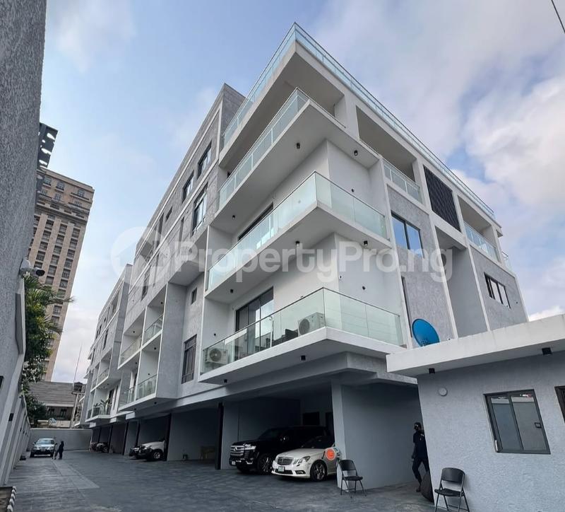 5 bedroom Flat / Apartment for sale Ikoyi Lagos