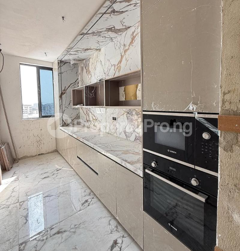 5 bedroom Flat / Apartment for sale Banana Island Road, Ikoyi Lagos